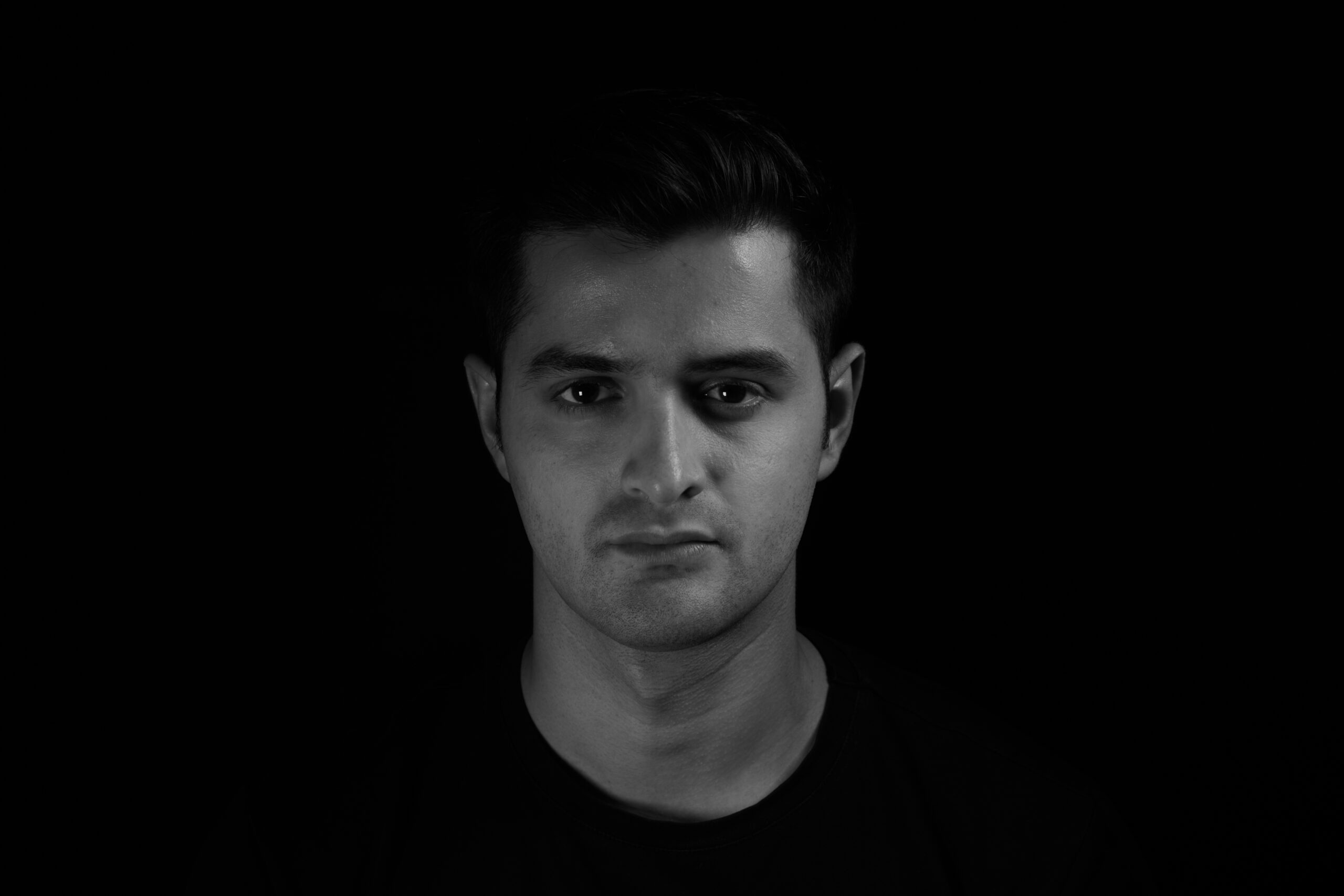 (PHO_7950)_image by maxim luca bortnowski (@maximalbstudio)