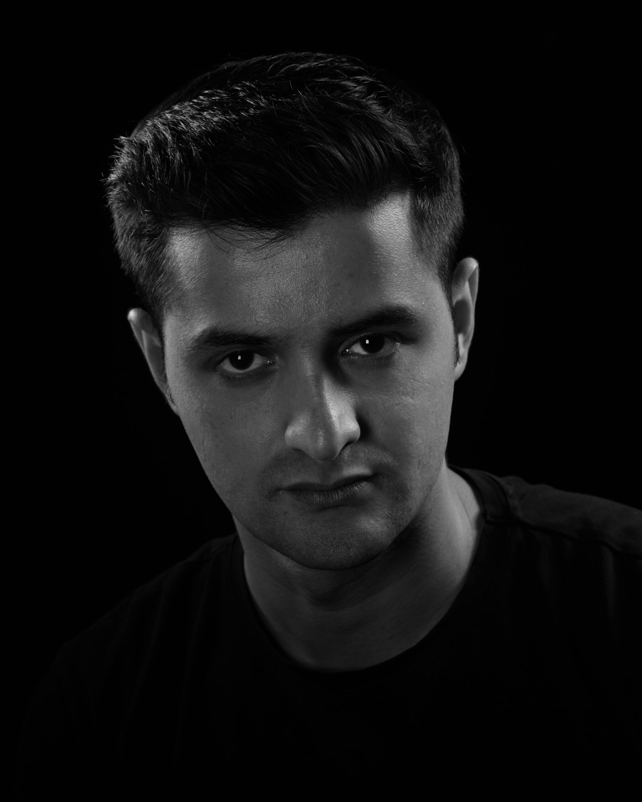 (PHO_8027)_image by maxim luca bortnowski (@maximalbstudio)