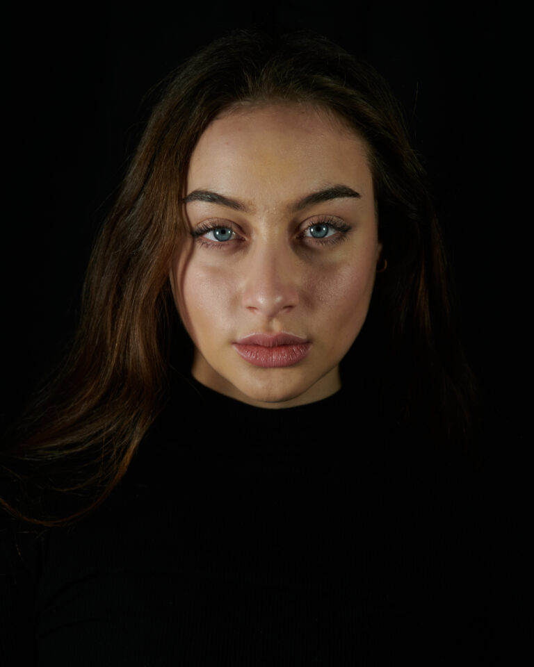 (PHO_8328)_image by maxim luca bortnowski (@maximalbstudio)